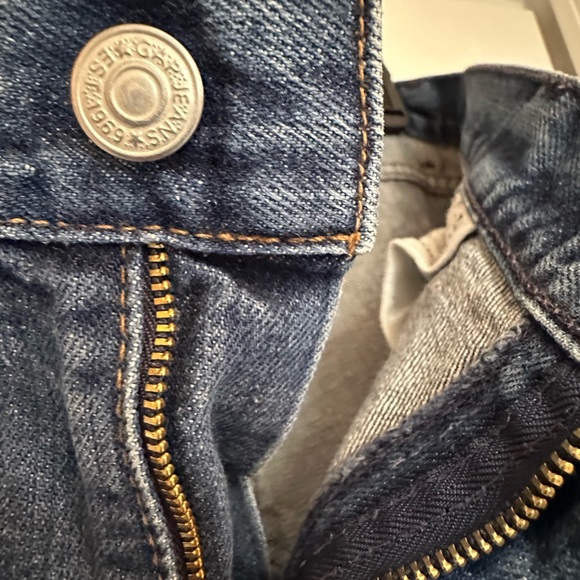 Vintage Gap Long and Lean flair denim. - Picture 8 of 9